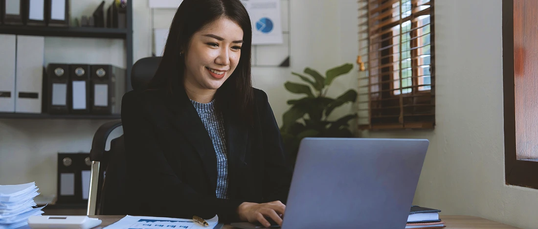 Venture Smarter | How to Become a Registered Agent (The Complete Guide) A person working to become a registered agent